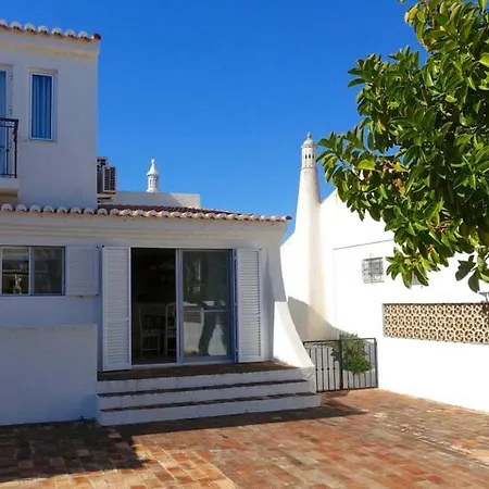 Vale Do Garrao Sleeps 6 With Pool Air Con And Wifi فيلة