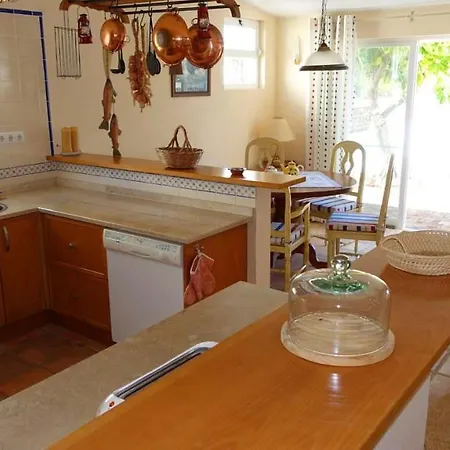Vale Do Garrao Sleeps 6 With Pool Air Con And Wifi * فالي دو لوبو